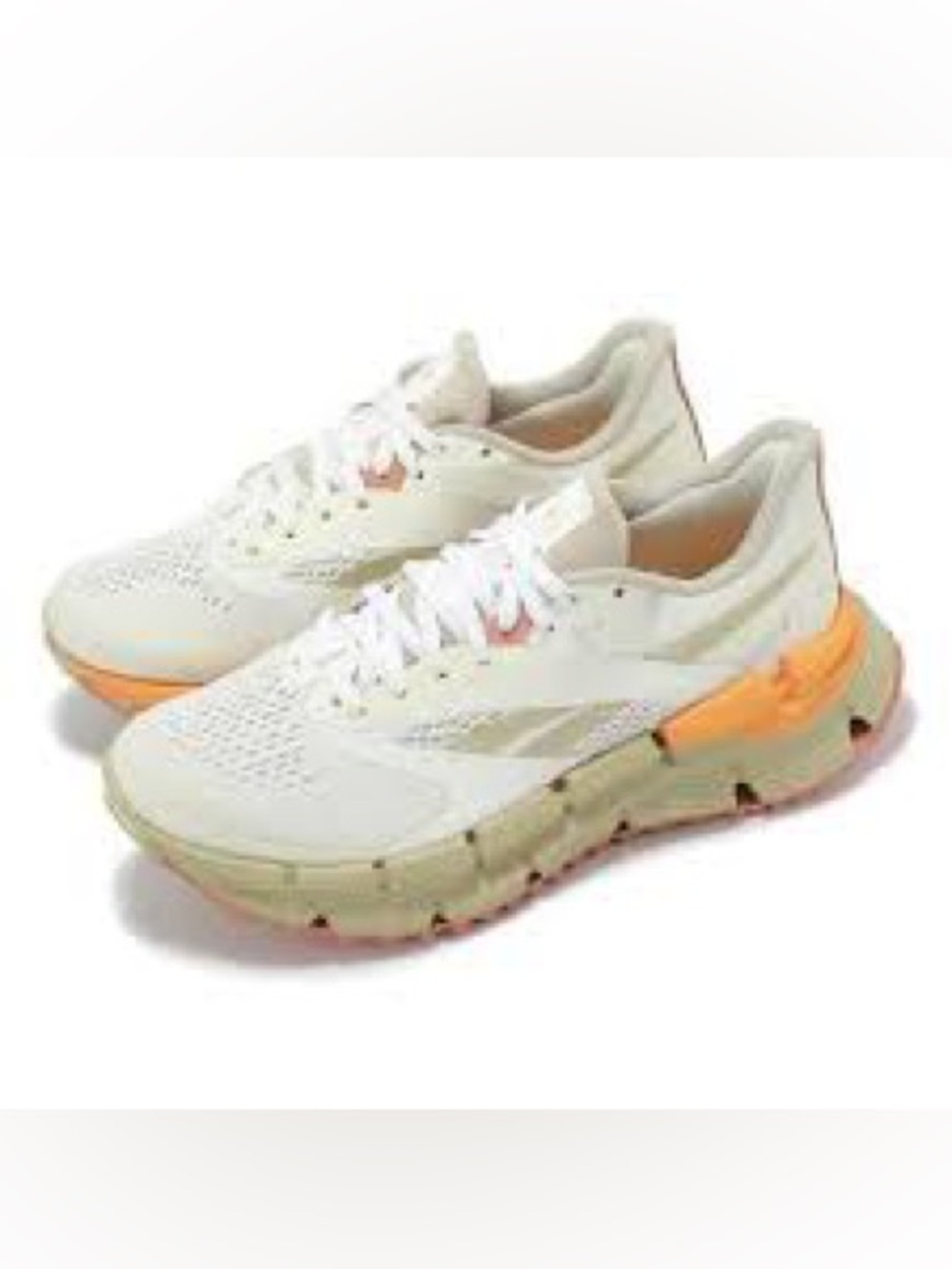 Like new- New Reebok women’s float zig adventure one sneaker in chalk/beige 6.5 - Picture 2 of 11